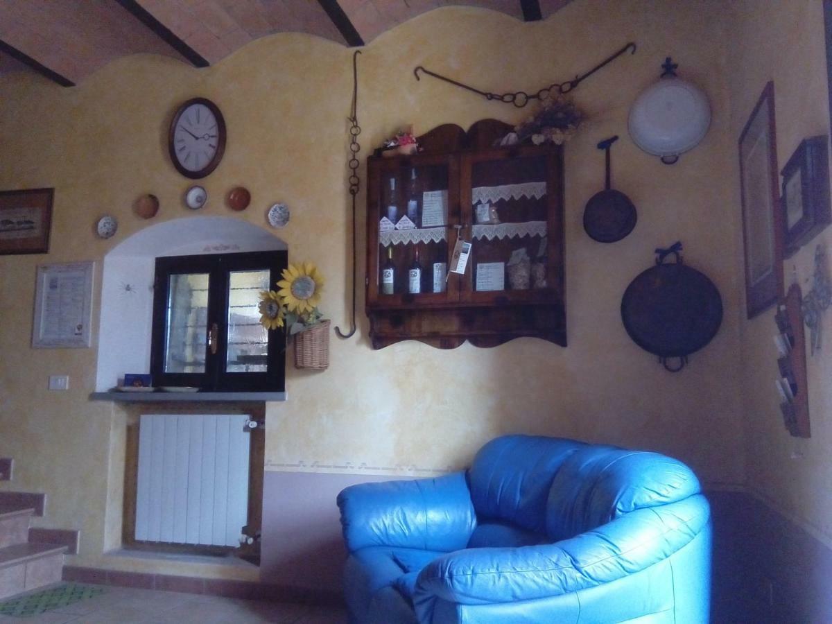 Carlo'S Country House Castellina Marittima Luaran gambar